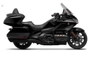 GOLD WING TOUR 1800 NOIR